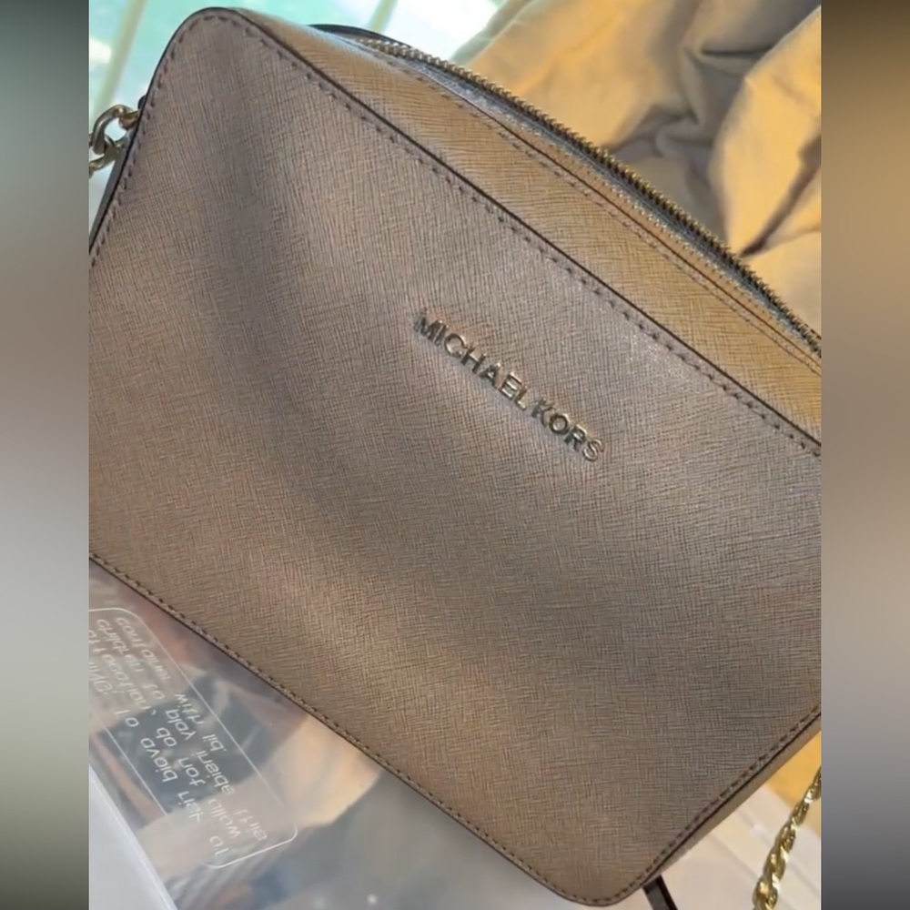 Michael Kors Crossbody